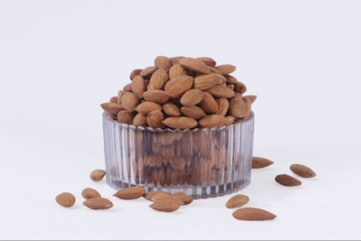 Organic Unblanched Almonds - Image 2